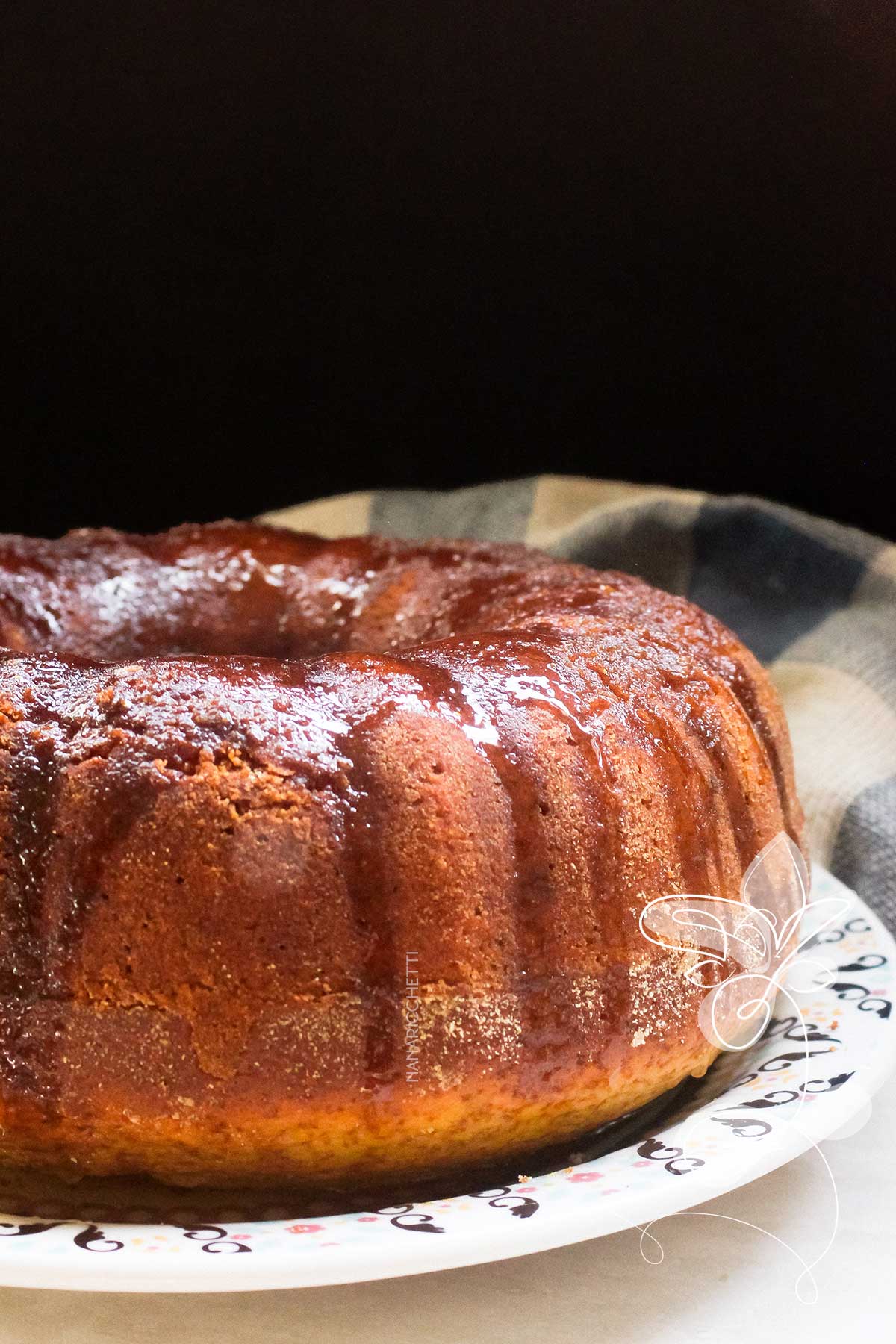 Receita de Bolo de Fubá com Suco de Laranja - para um lanche da tarde com direito a um café quentinho.