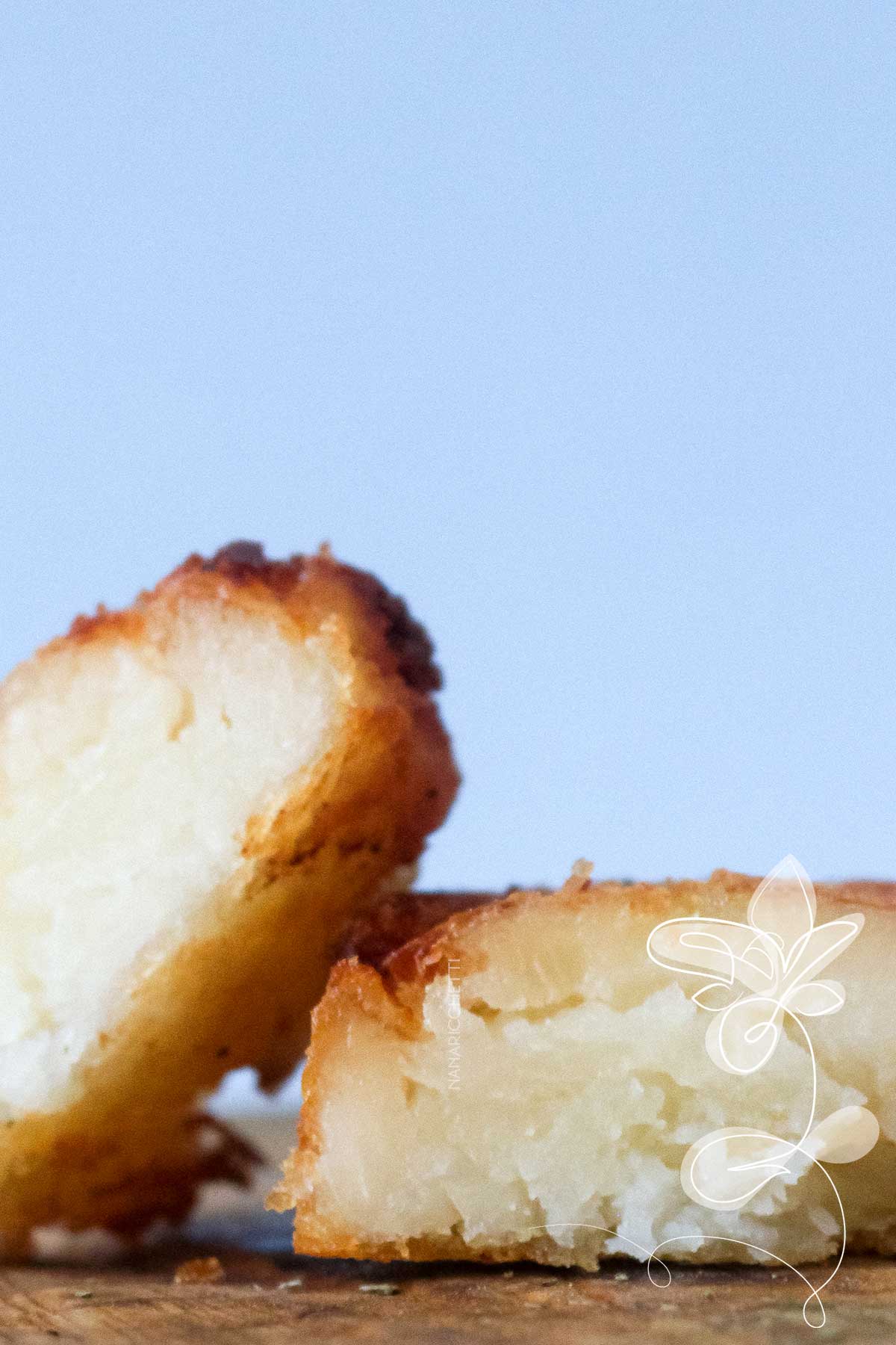 Receita de Mandioca Frita Cremosa - para petiscar no seu dei de folga, com aquela bebida geladinha.