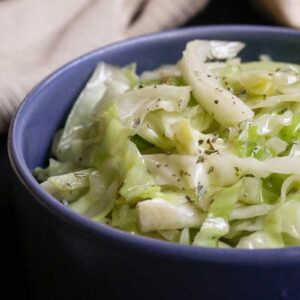 Receita de Refogado de Repolho - para servir no almoço ou jantar da semana da sua família.