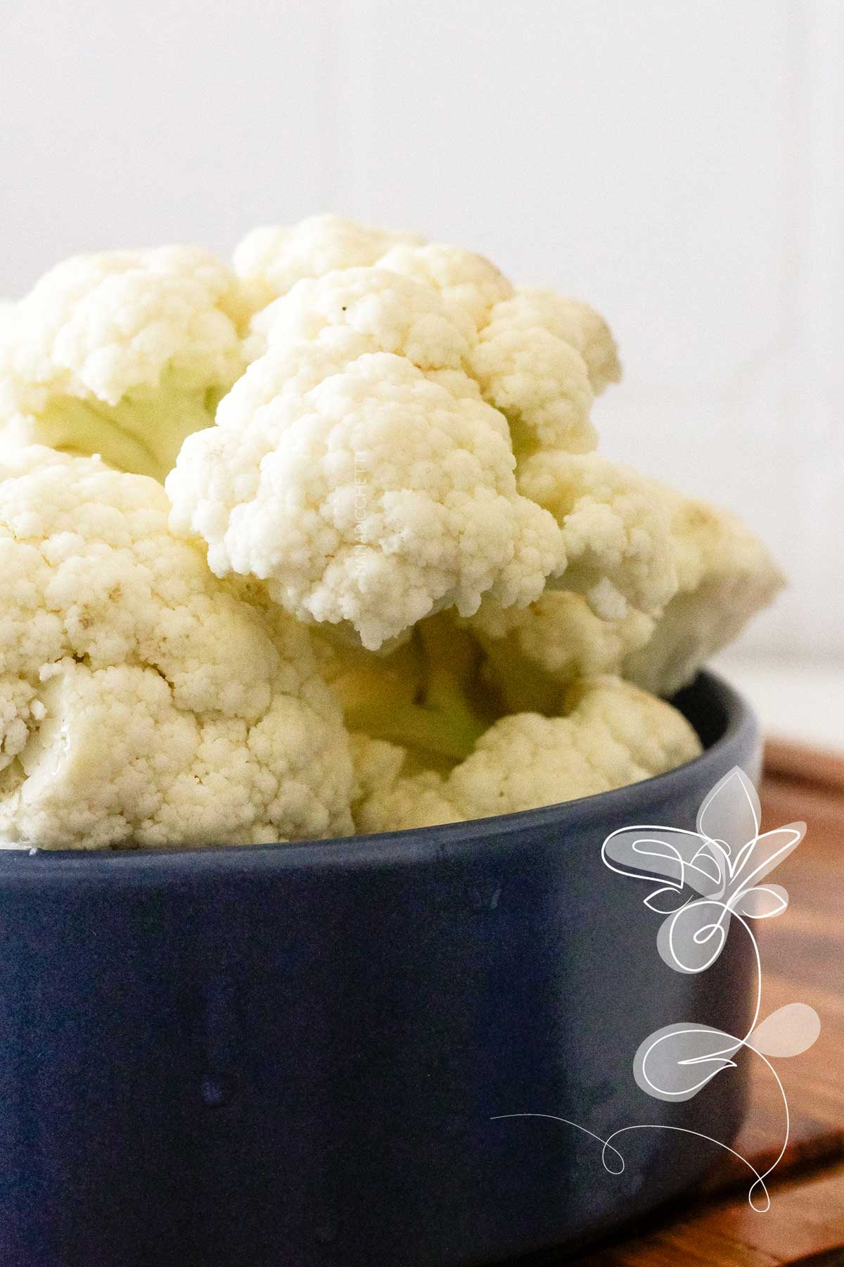 Receita de Salada de Couve-flor - prepare uma salada simples e nutritiva para o almoço e jantar da família.