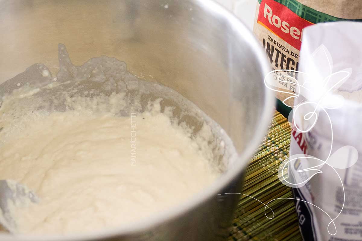 Receita de Pão Integral Caseiro - faça o seu pão e sirva no café da manhã da sua família.