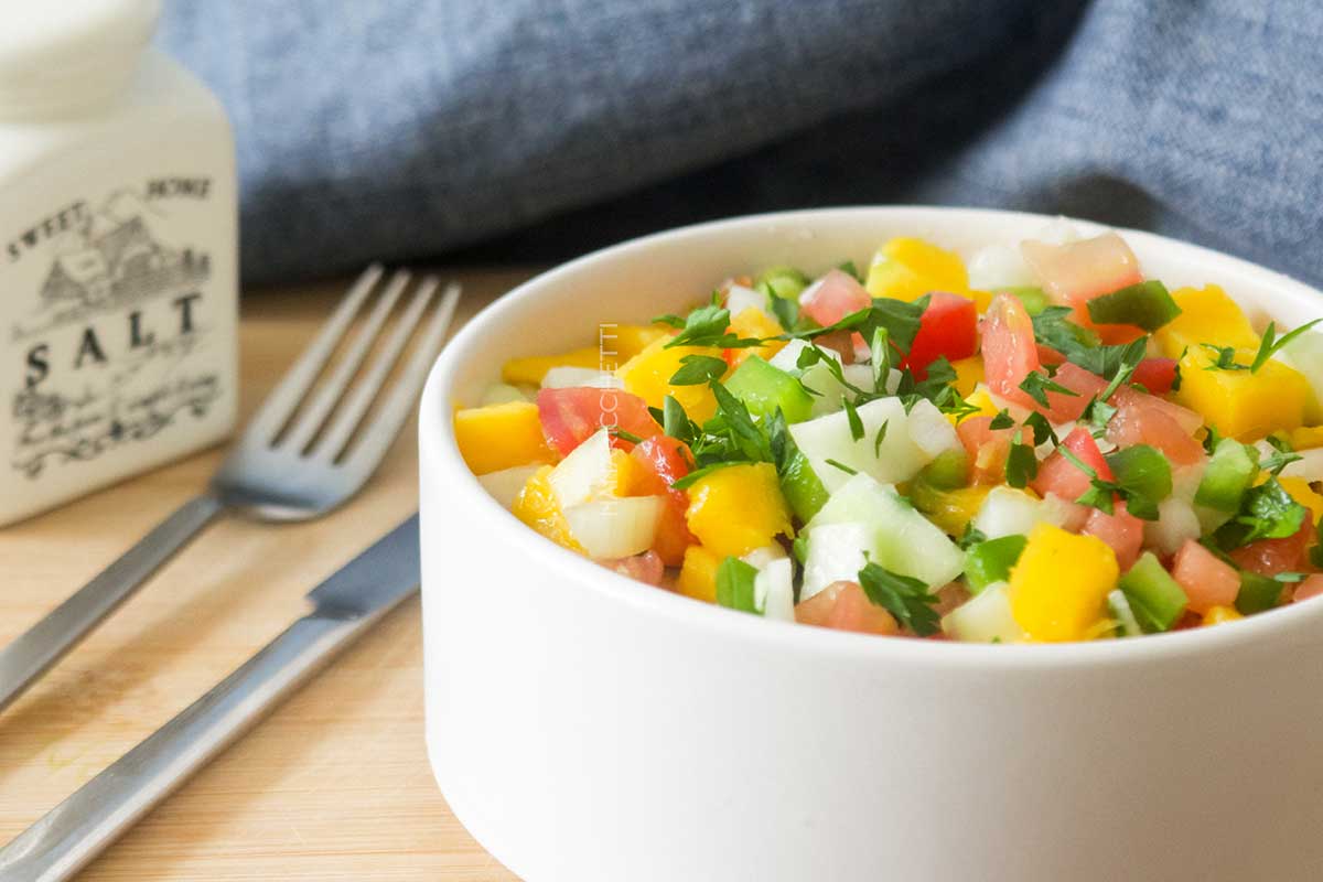 Receita de Salada Vinagrete de Manga - faça uma salsa com fruta deliciosa para servir no churrasco da família.