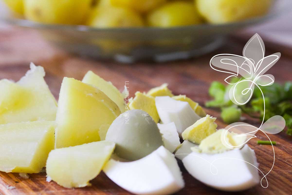 Salada de Batata com Ovos e Maionese