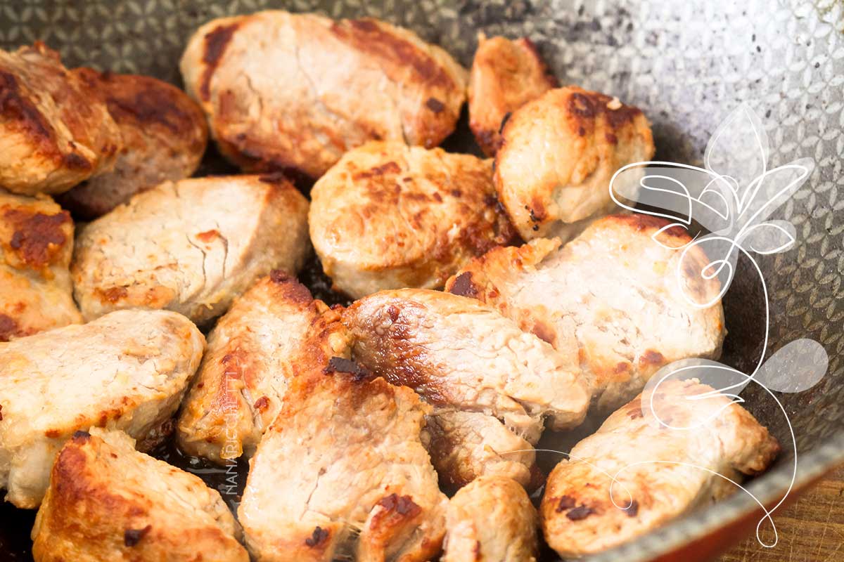 Receita de Filé Mignon Suíno ao Molho de Laranja Agridoce - faça uma deliciosa carne de frigideira para servir na festa de Natal.