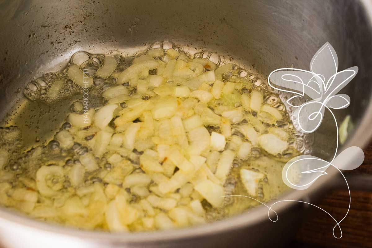 Receita de Macarrão ao Molho Branco com Brócolis - para o almoço da semana, é muito simples de fazer.