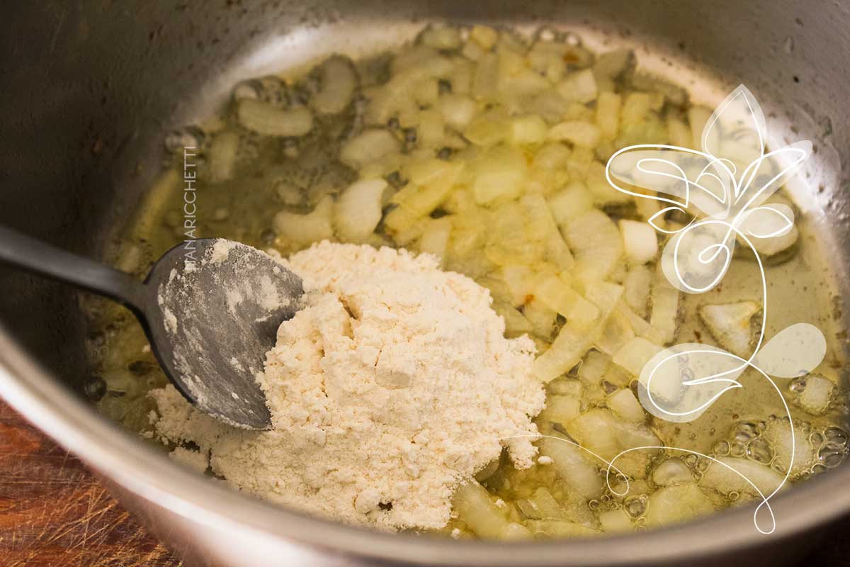 Receita de Macarrão ao Molho Branco com Brócolis - para o almoço da semana, é muito simples de fazer.