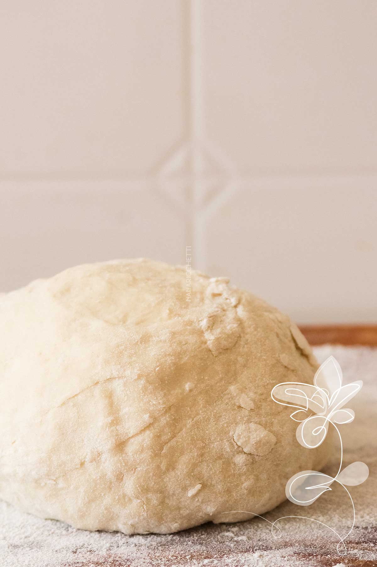 Receita de Pão Caseiro Recheado com Frango - faça um lanche delicioso no final de semana.