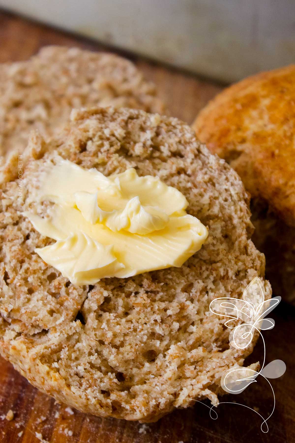 Receita de Pão de Minuto com Farinha Integral - perfeito para o café da manhã da família.