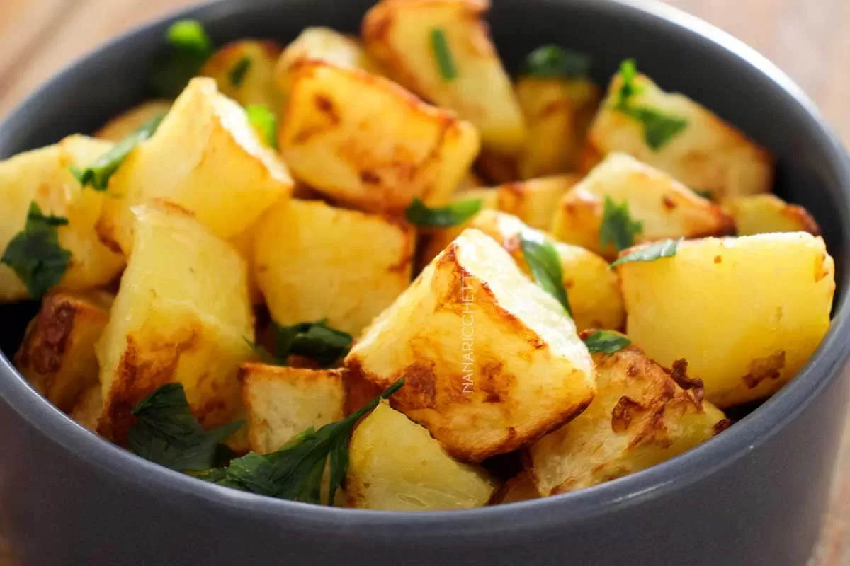 Aprenda como fazer Batata Sauté na AirFryer na sua casa.