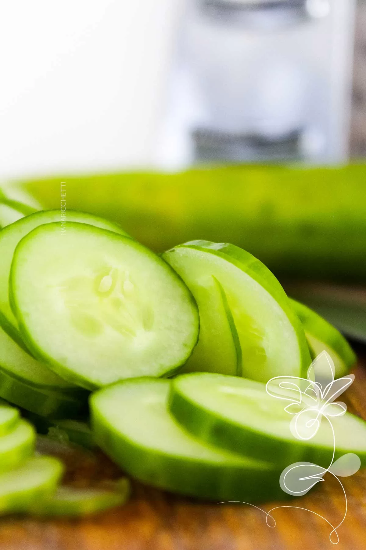 Aprenda a Como fazer Salada de Pepino Japonês para o Almoço!