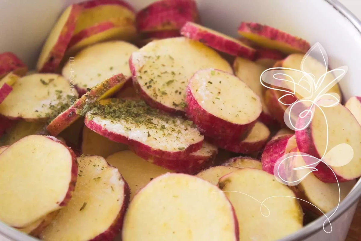 Aprenda a como fazer batata doce na airfrayer, essa receita é muito fácil.