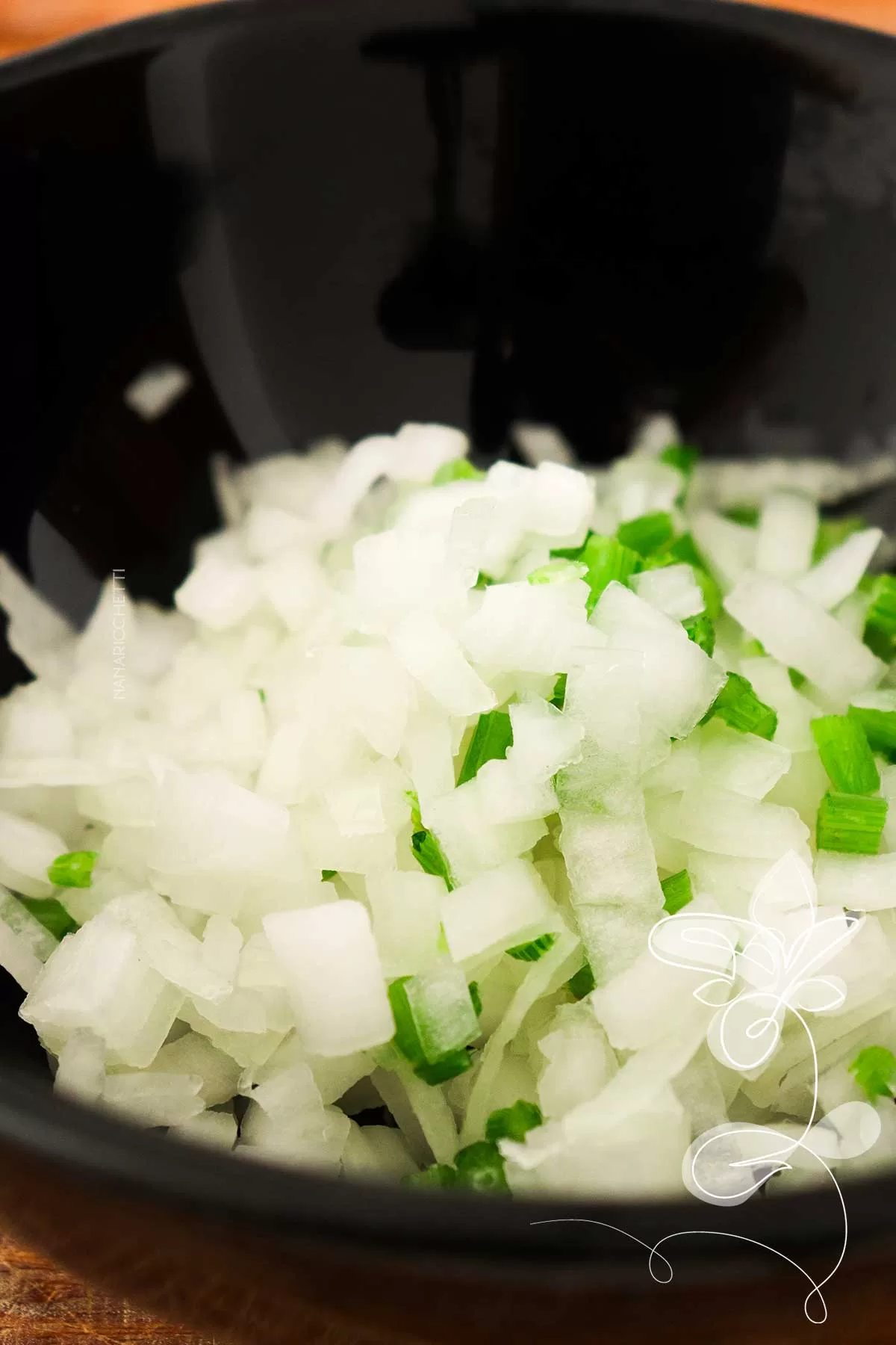 Receita de Salada de Chuchu - é muito fácil de fazer e já adianto que tem muita graça, sendo deliciosa.