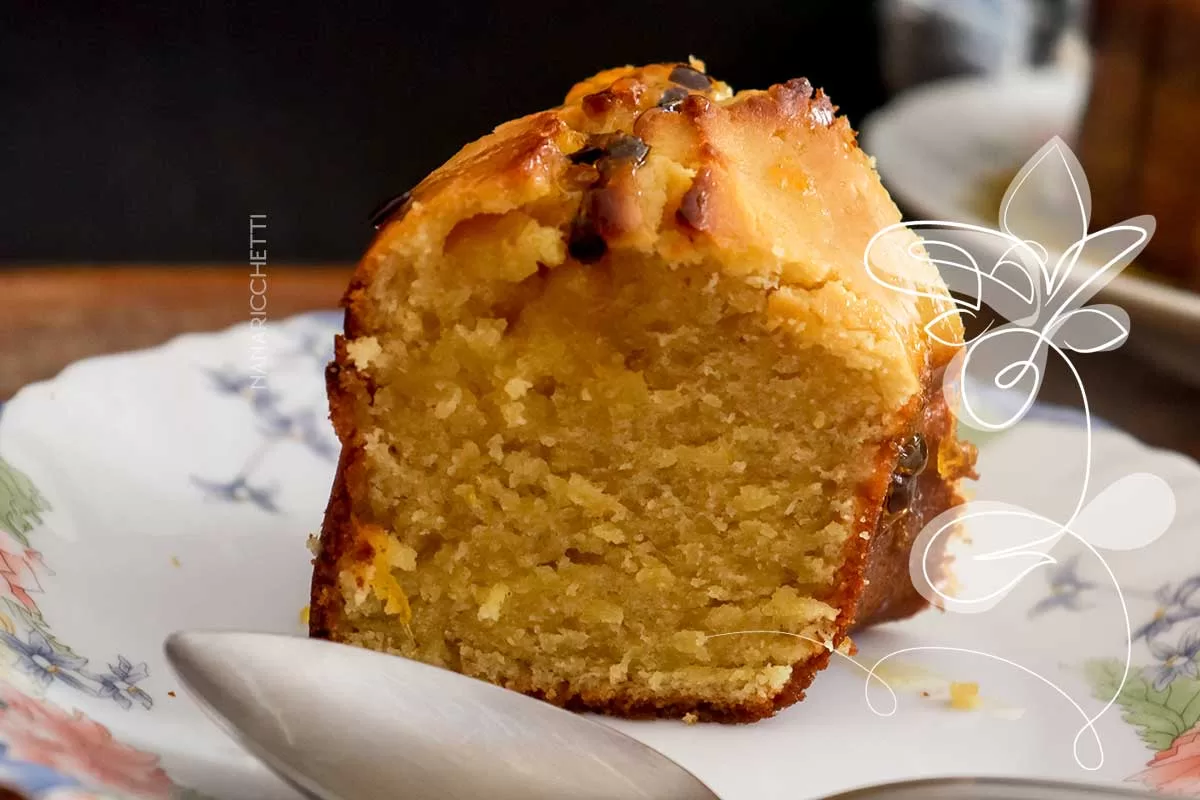 Receita de Bolo de Maracujá com polpa da Fruta - caseiro, fofinho e delicioso para o lanche da tarde.