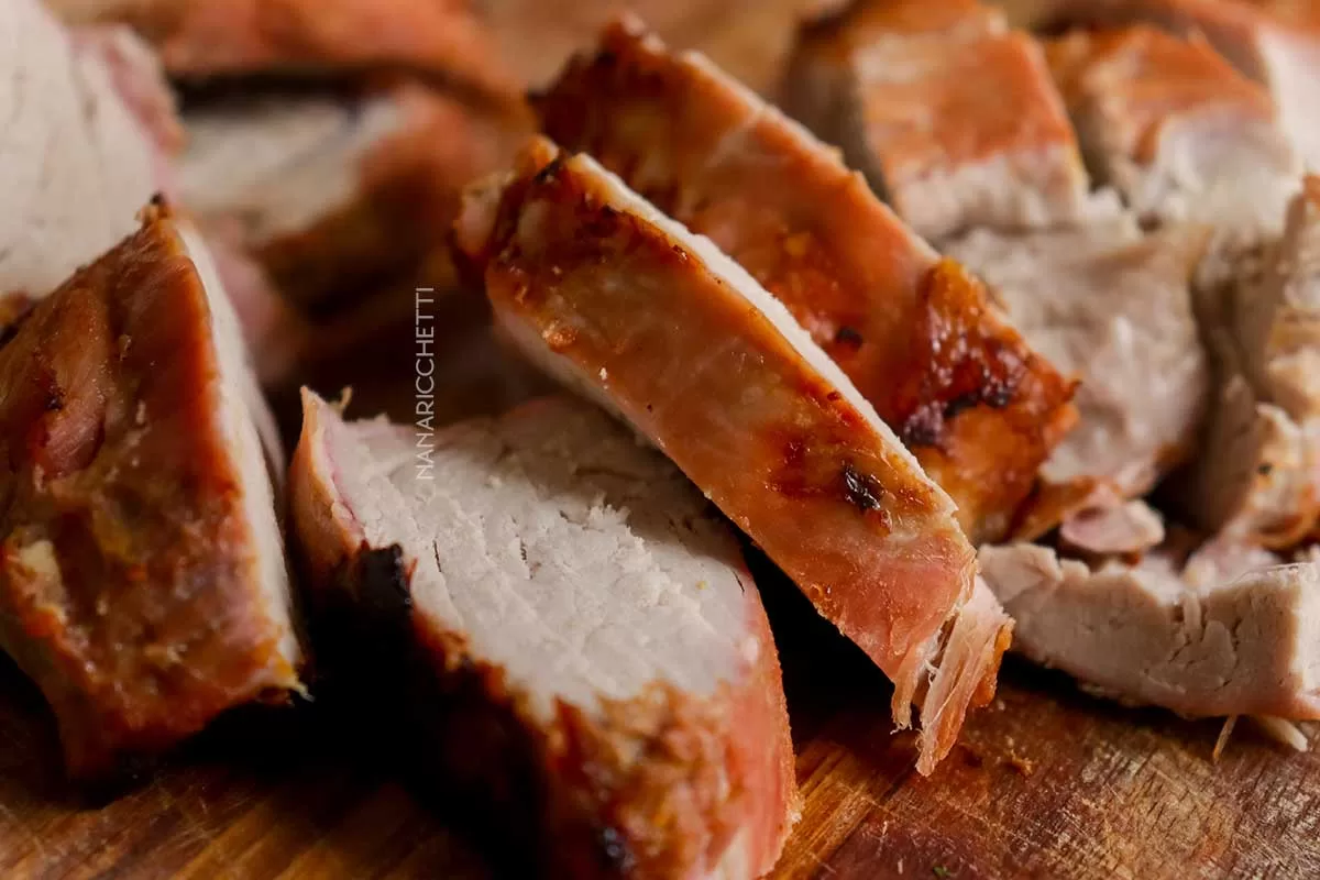 Receita de Carne de Porco Assada na Cerveja - faça um prato delicioso usando um belo pedaço de carne suína.