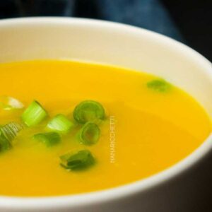 Receita de Sopa de Mandioquinha - muito fácil de fazer e é deliciosa.