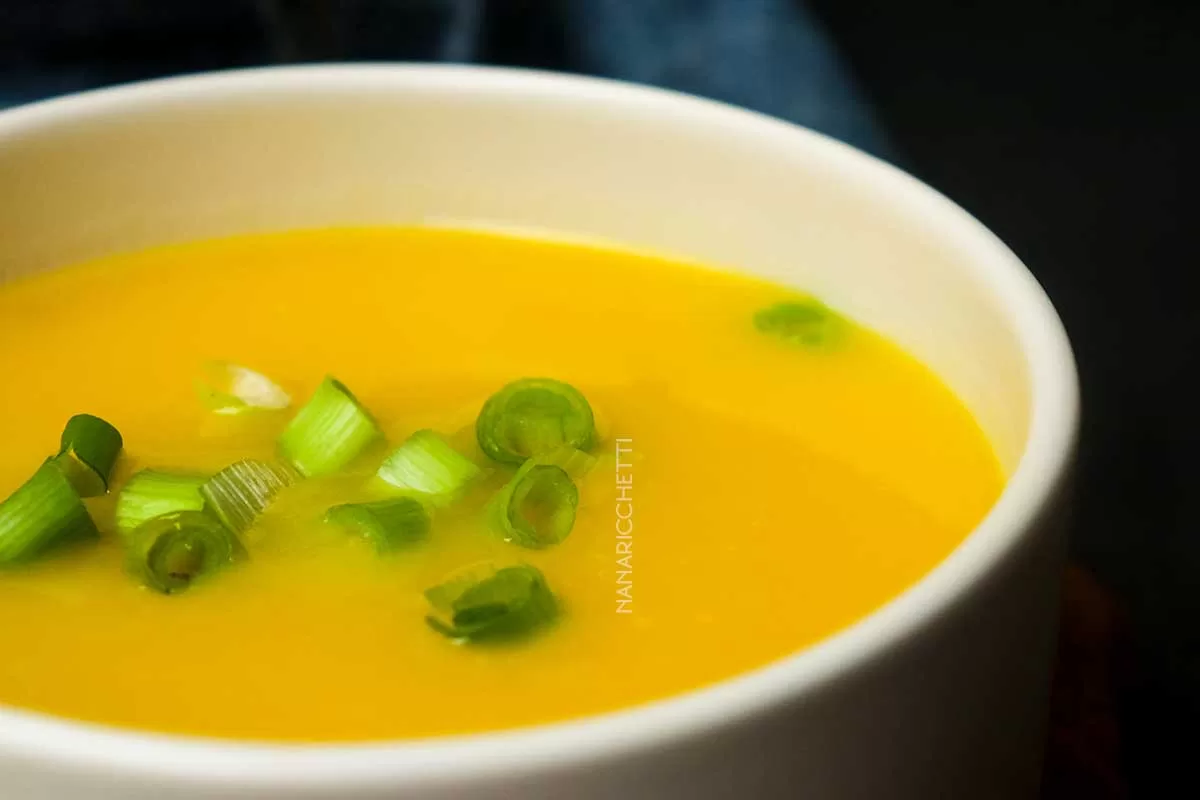 Receita de Sopa de Mandioquinha - muito fácil de fazer e é deliciosa.