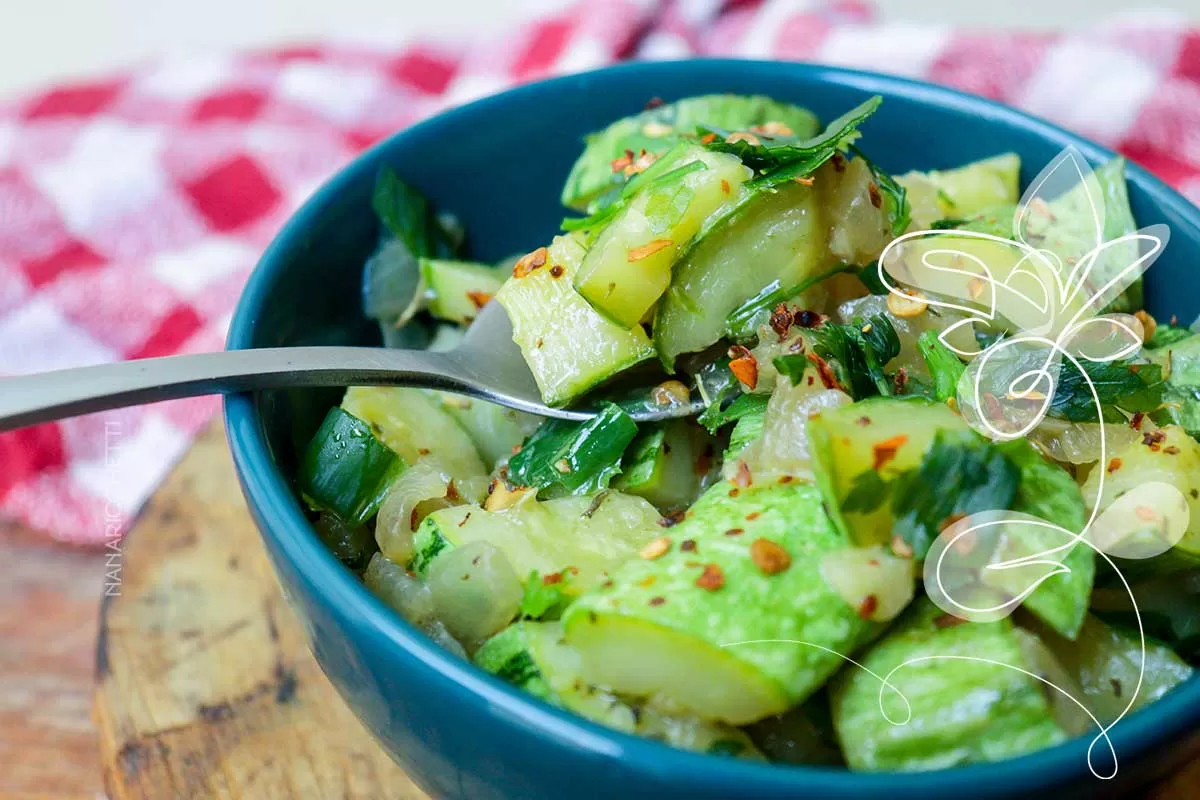 Receita de Abobrinha Refogada - perfeito para o almoço ou jantar durante a semana.