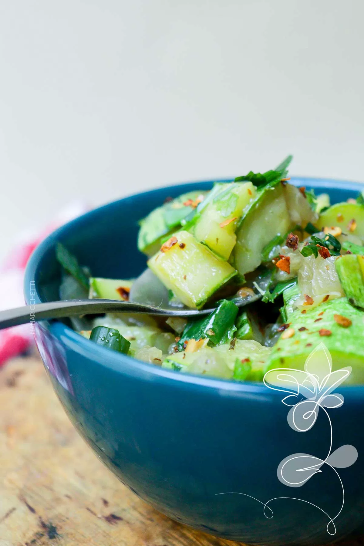 Receita de Abobrinha Refogada - perfeito para o almoço ou jantar durante a semana.