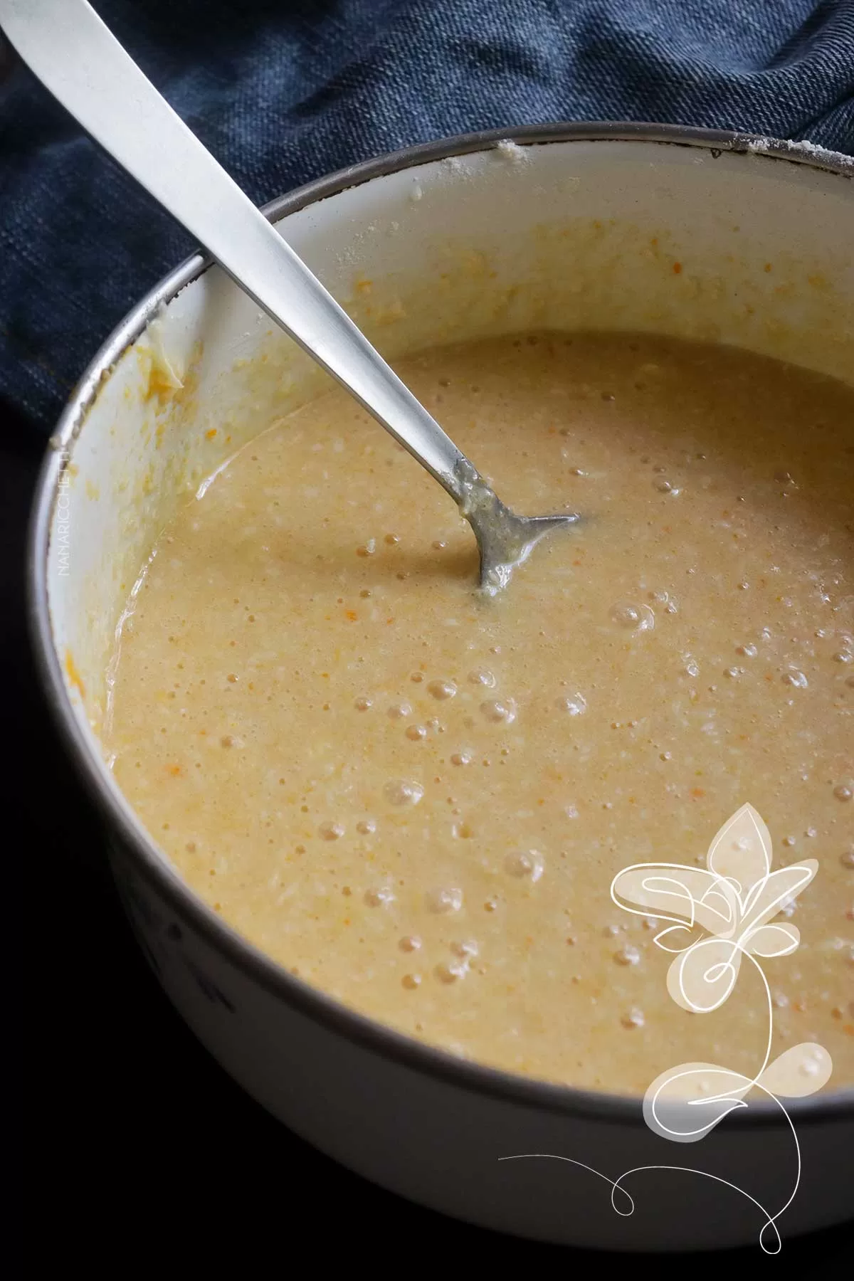 Receita de Bombocado de Travessa - doce brasileiro delicioso para fazer no final de semana.