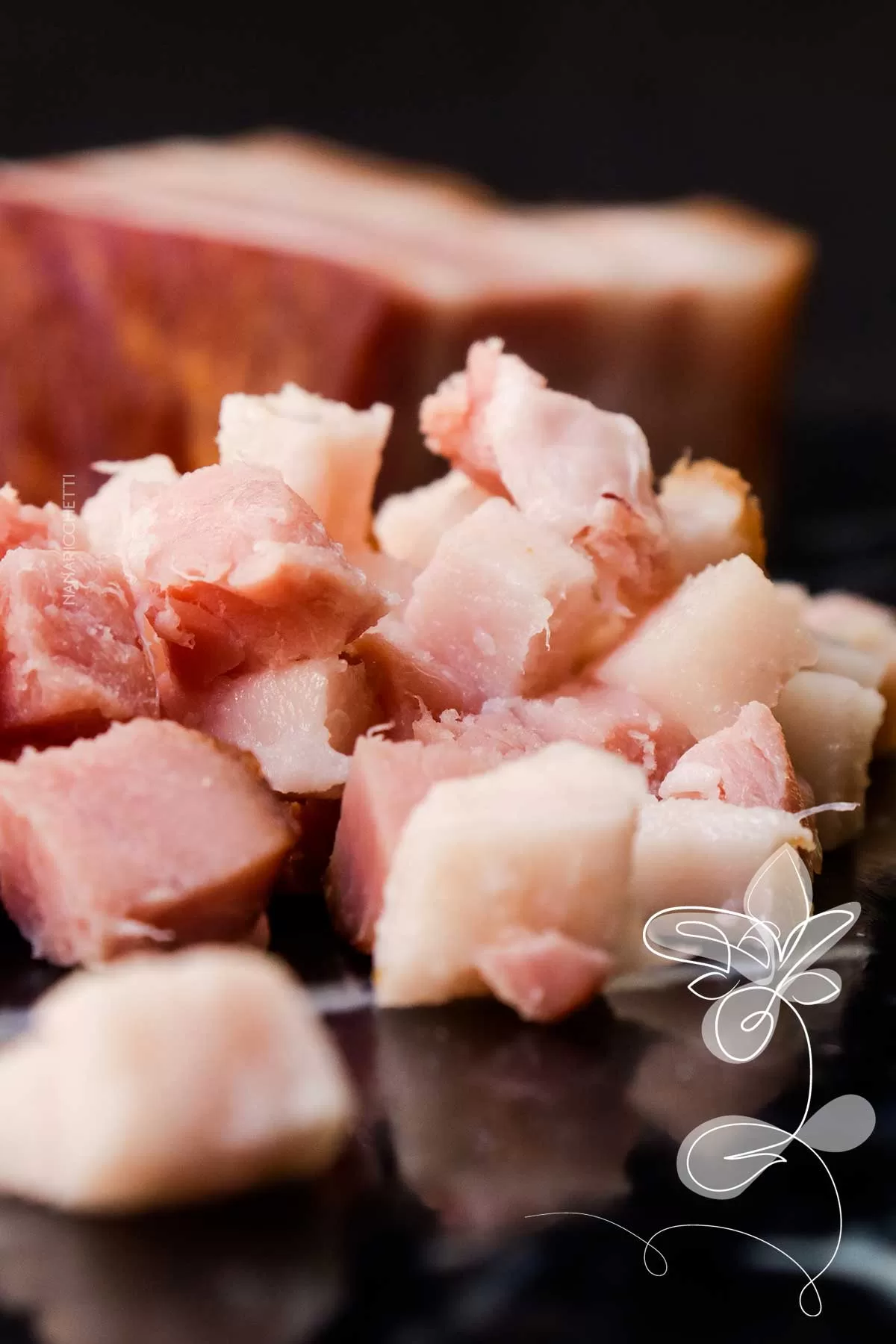 Receita de Molho de Tomate com Carne Moída - o famoso molho bolonhesa para por no macarrão, lasanha ou nhoque.