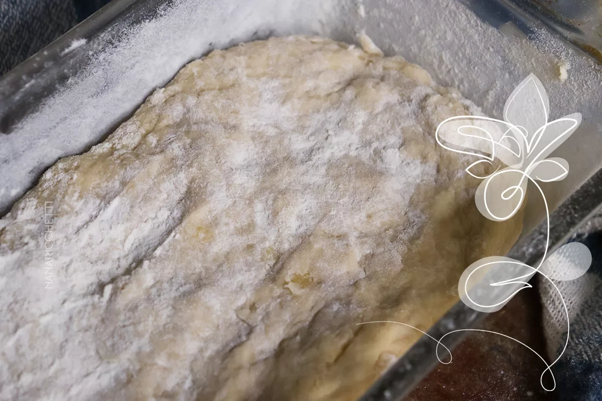 Receita de Pão de Mandioca - pão caseiro gostoso e macio, muito simples de fazer.