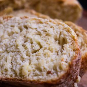 Receita de Pão de Mandioca - pão caseiro gostoso e macio, muito simples de fazer.