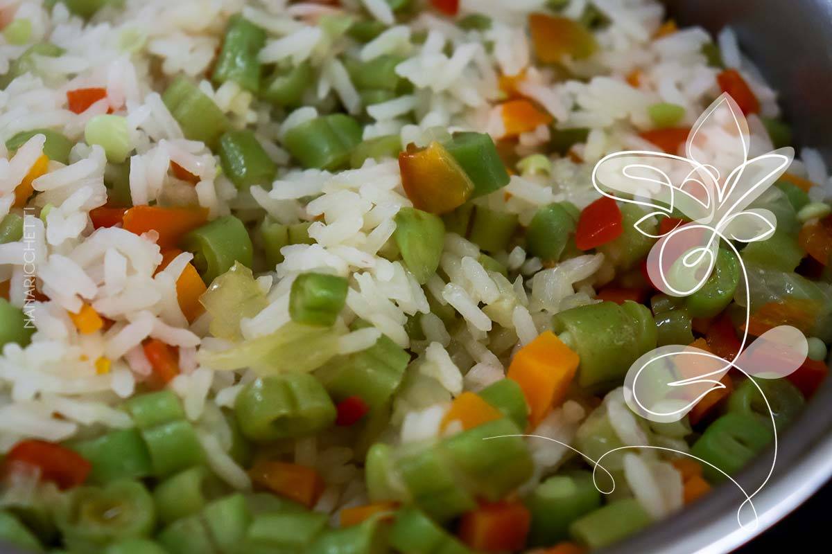 Receita de Arroz com Vagem e Cenoura - um arroz simples e nutritivo para o almoço da semana.