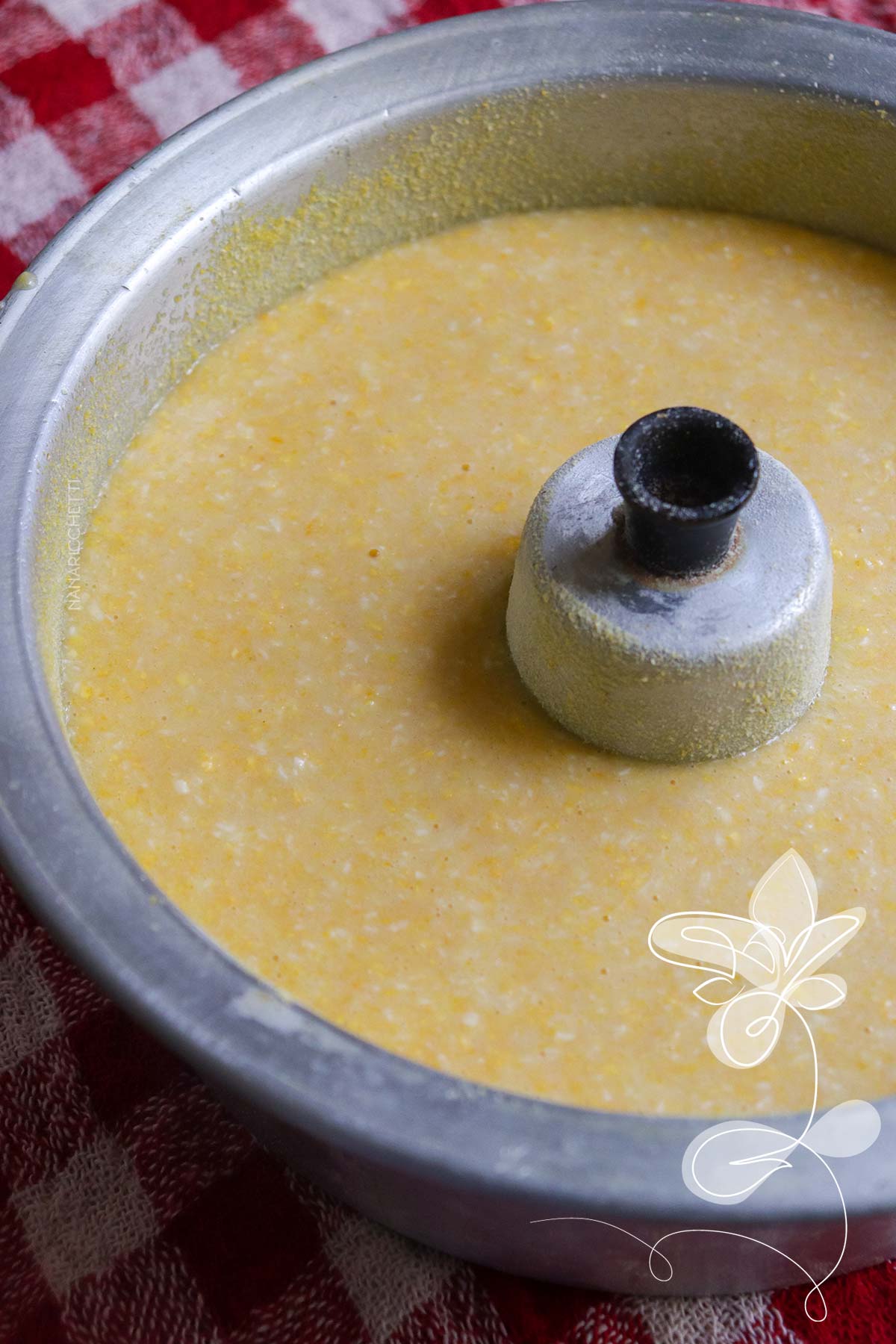 Receita de Bolo Flocão de Milho - uma receita simples para fazer em casa.