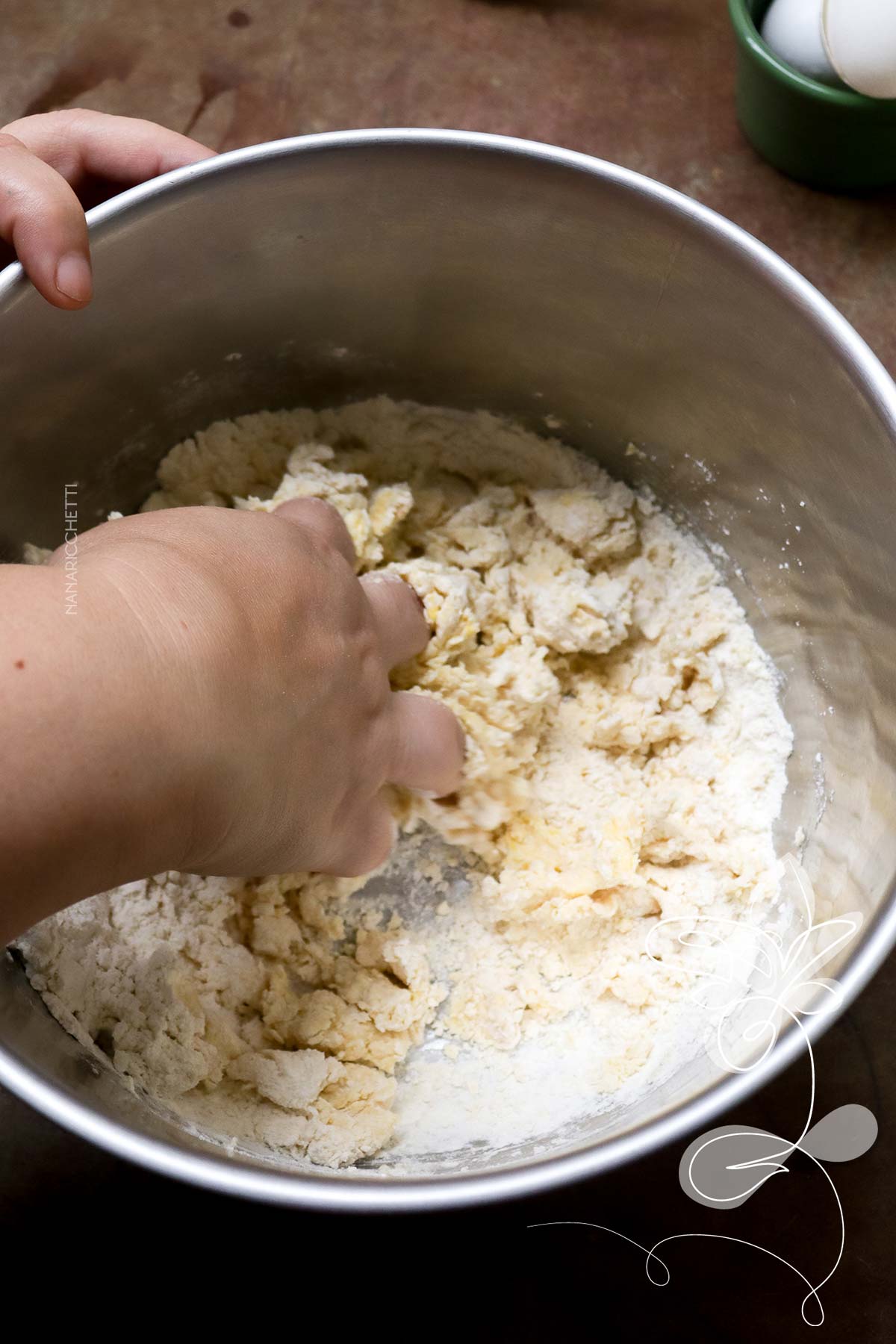 Receita de Massa de Empadão Simples - veja como é fácil fazer empadão recheado em casa.