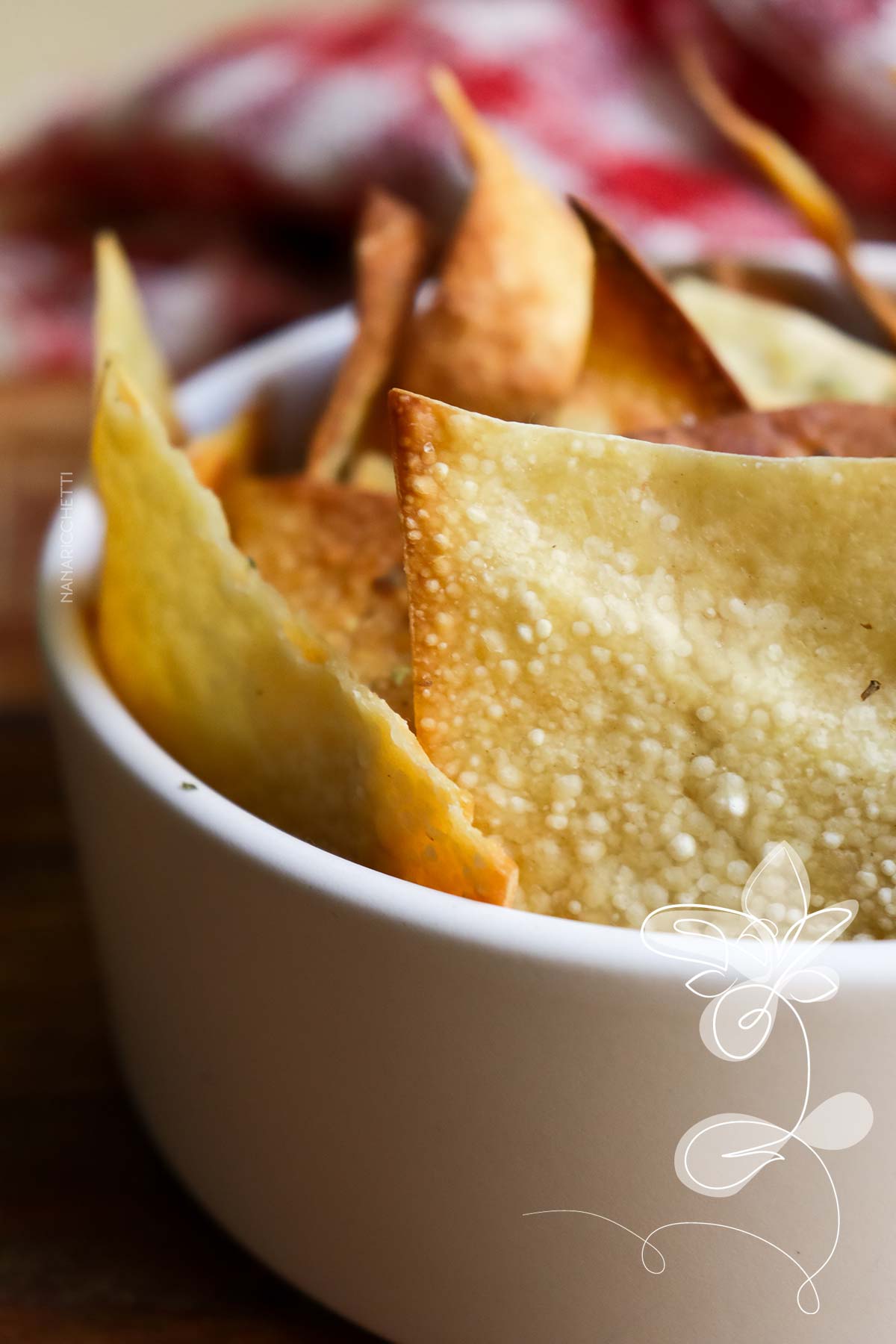 Receita de Petisco com Massa de Pastel feito na Airfryer - muito fácil de fazer.