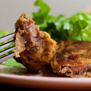 Receita de Bife de Carne Empanado - veja como é fácil fazer esse clássico.