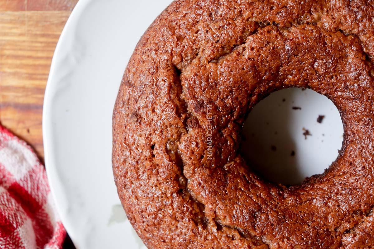 Receita de Bolo de Banana e Chocolate - simples e delicioso, para um chá da tarde.