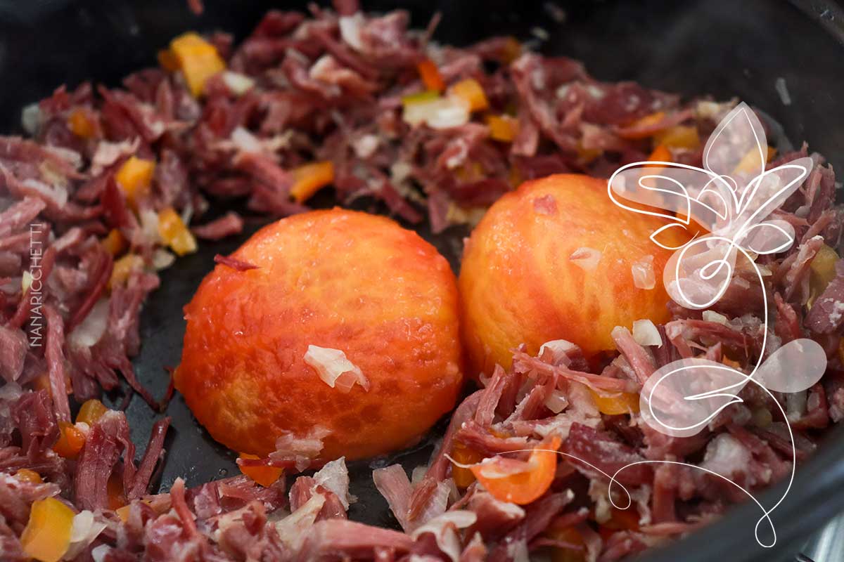 Receita de Carne Seca Refogada - veja como é simples preparar esse prato.