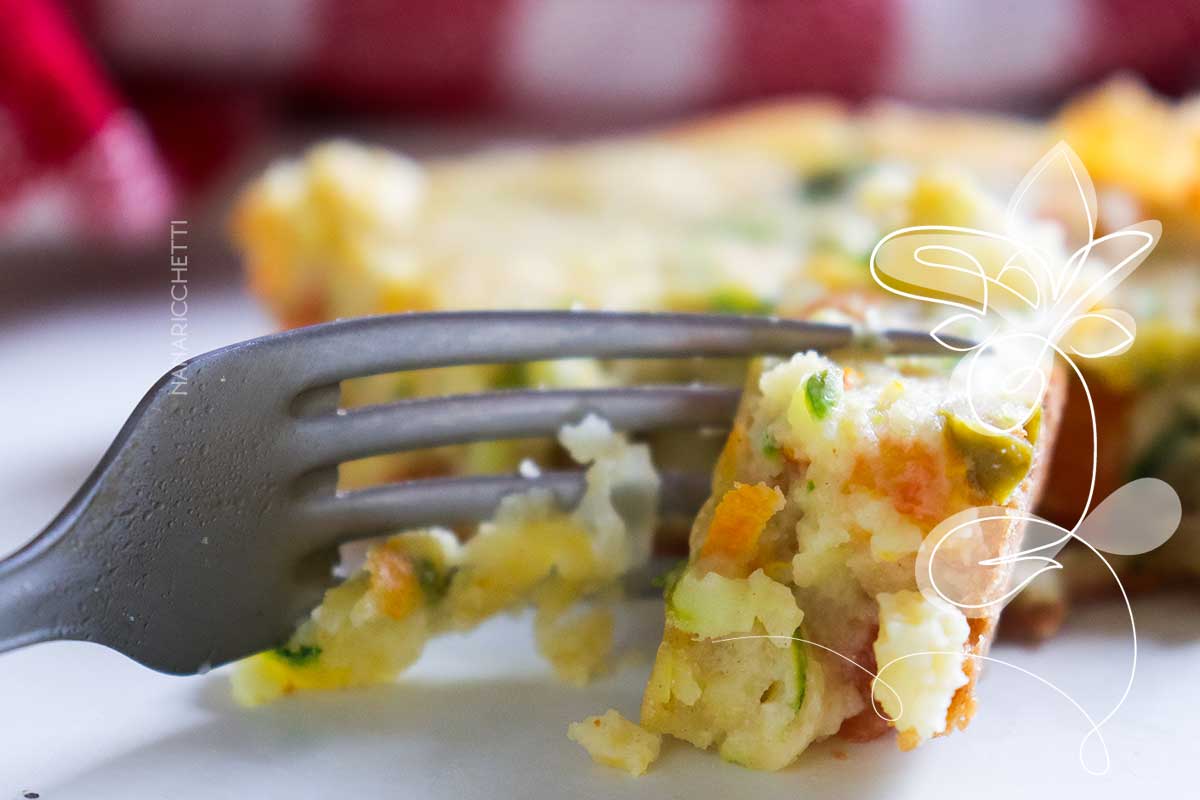 Receita de Torta de Abobrinha e Legumes - muito simples de fazer, perfeito para o final do dia com uma saladinha.