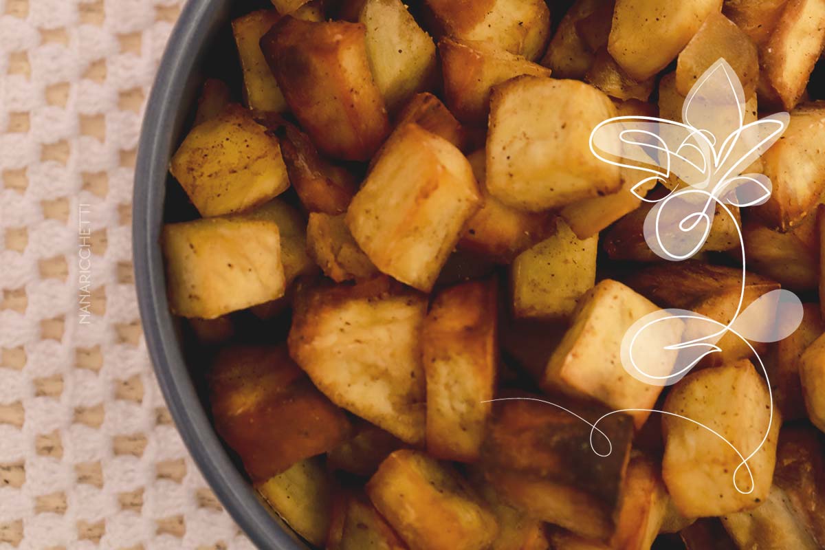 Receita de Batata Doce Picante com Canela em Pó - faça um prato delicioso na sua AirFryer e sirva como petisco ou para acompanhar o almoço da família.