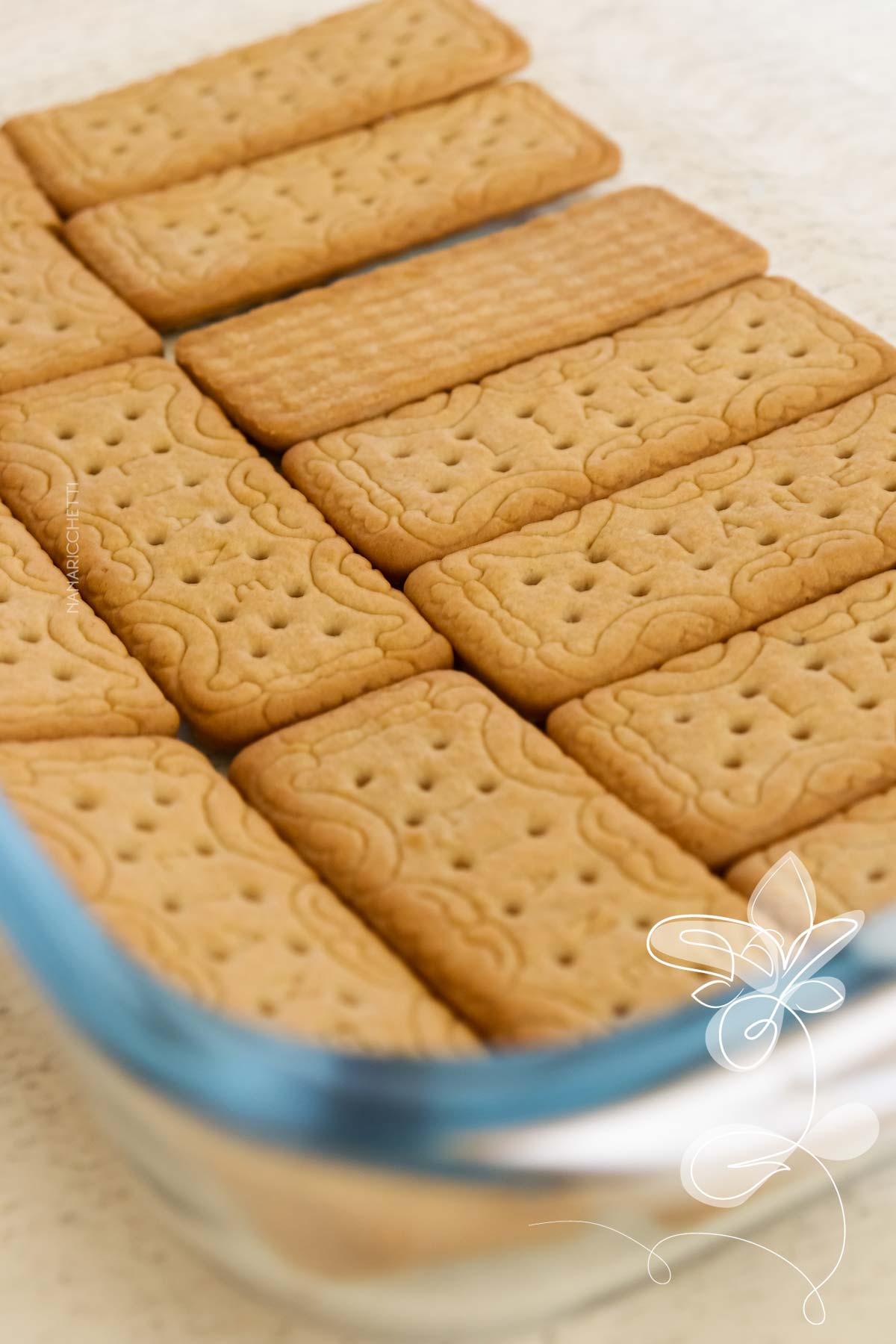 Receita de Torta de Biscoito de Maizena de Coco - uma deliciosa sobremesa para o final de ano e os finais de semana com a família.