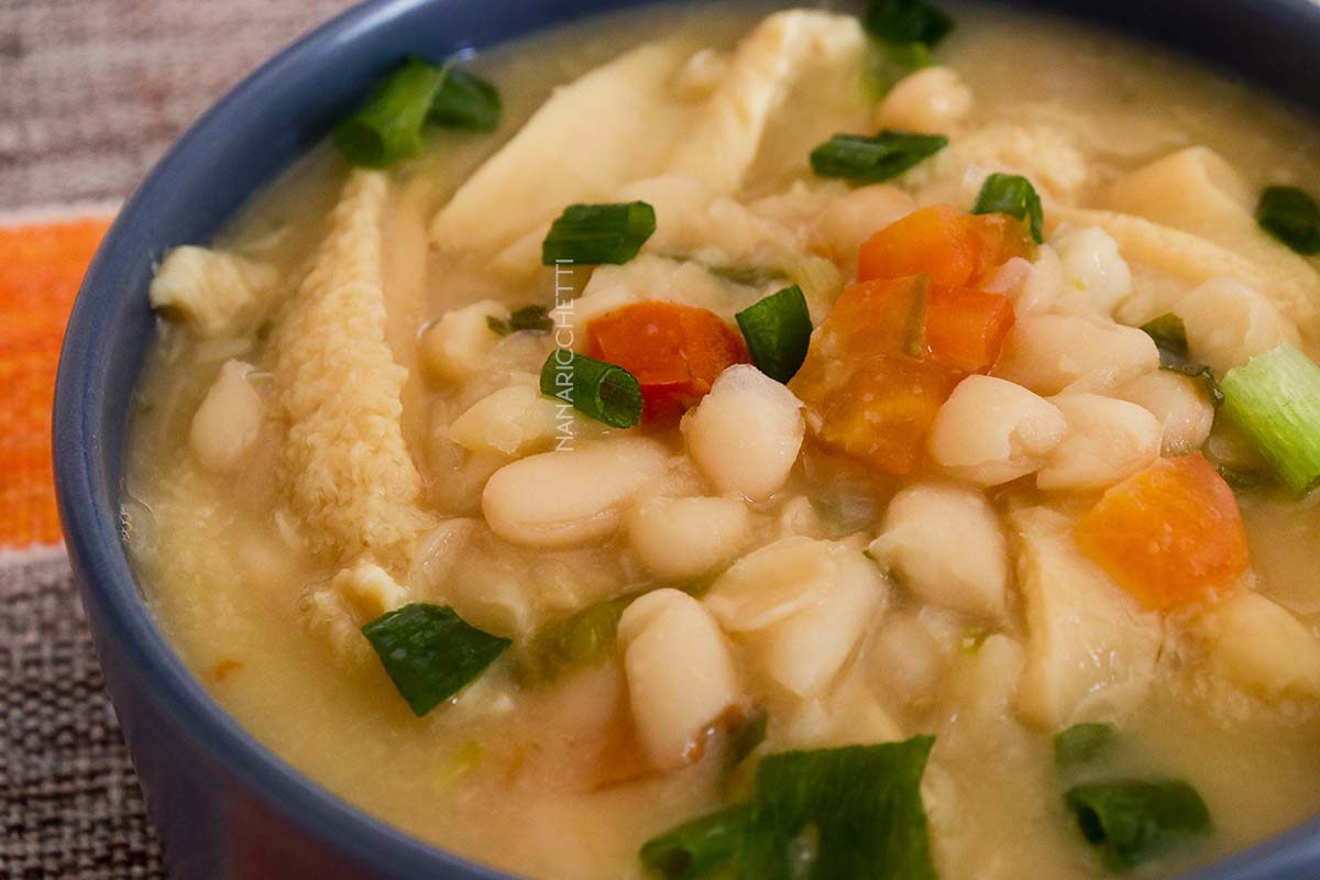 Receita de Bucho com Feijão Branco - veja o passo a passo para fazer uma dobradinha deliciosa em casa.