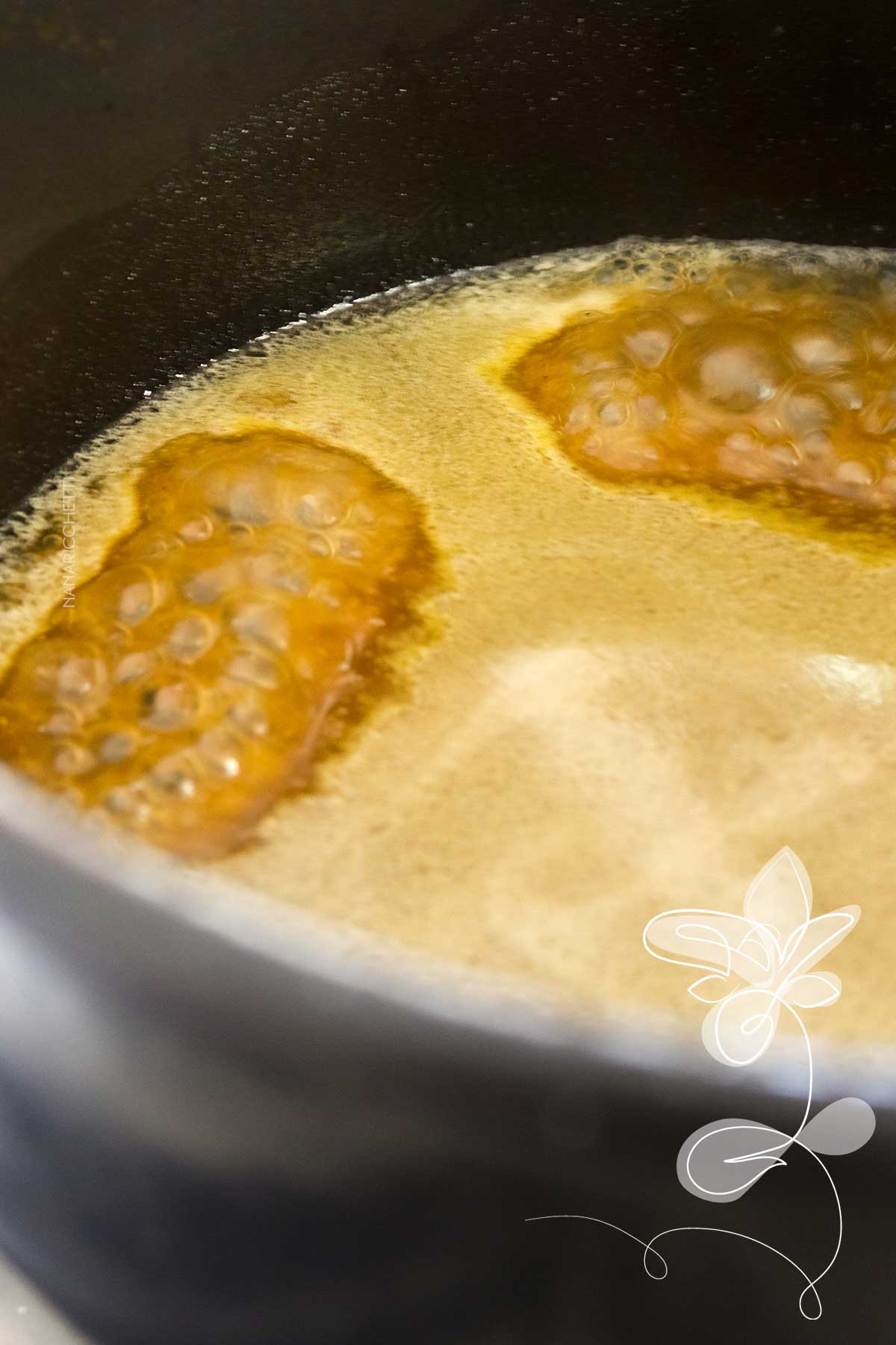 Receita de Molho de Laranja para Carne de Porco Assada - perfeito para as Ceias de Natal ou Ano Novo.