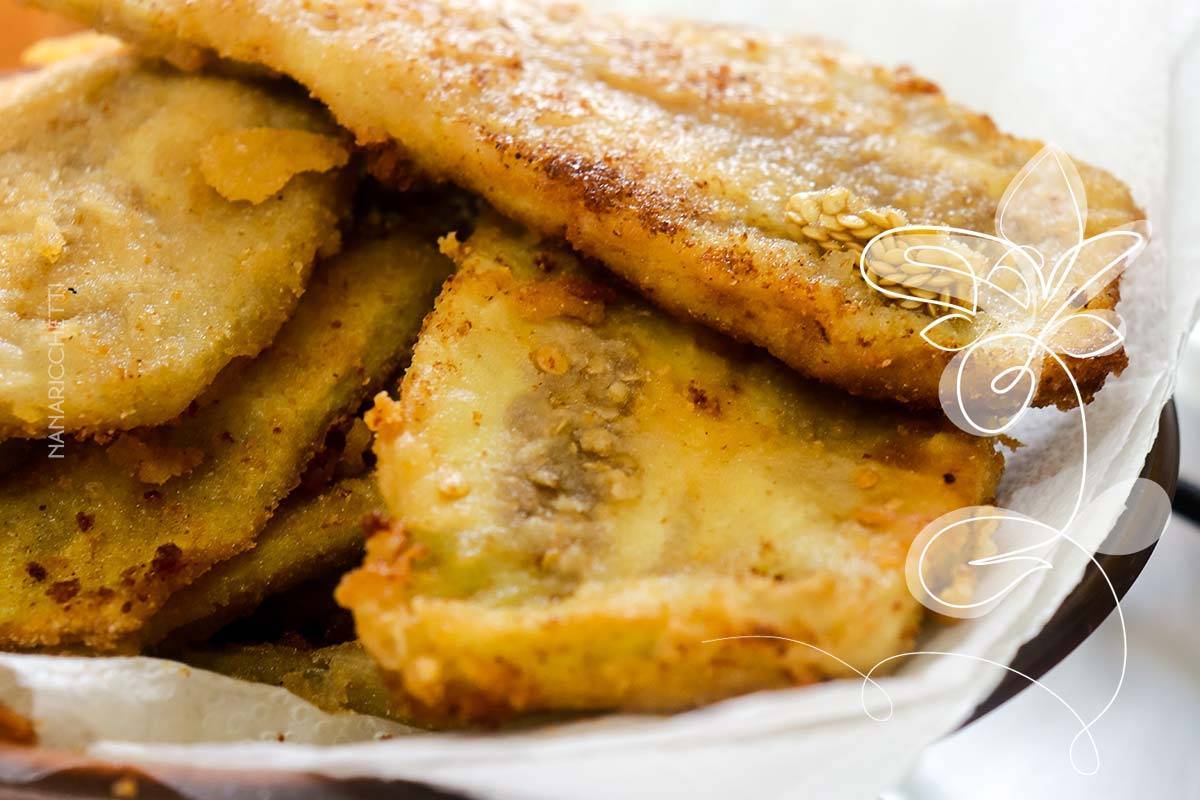 Receita de Berinjela à Milanesa - muito simples de fazer, faça outros pratos ou sirva a berinjela empanada com arroz e salada.