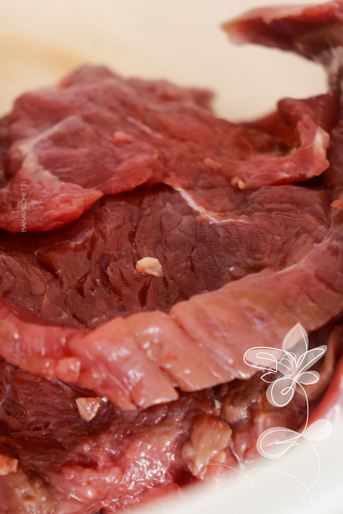 Receita de Bife à Rolê - delicioso para o almoço de domingo com a família.