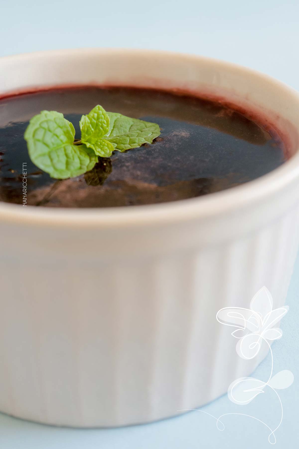 Receita de Geleia de Jabuticaba - deixe o seu café da tarde mais gostoso com esse doce de tacho.