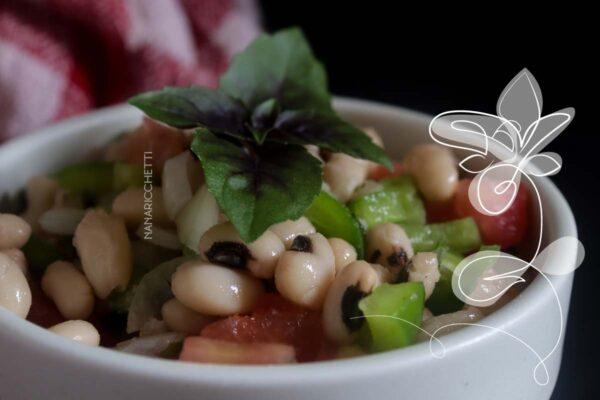 Receita de Salada de Feijão-fradinho - simples para o almoço ou jantar da semana.