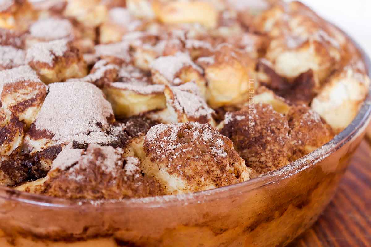 Receita Rabanada de Travessa de Forno - uma sobremesa deliciosa para servir na Ceia de Natal e do Ano Novo.